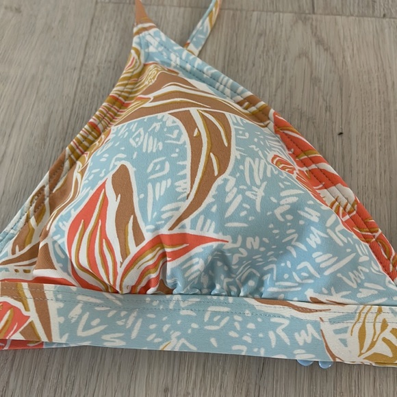 Roxy Bikini Top - Picture 2 of 5